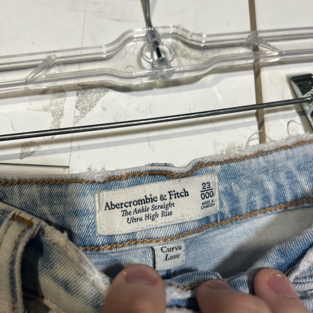 Abercrombie & Fitch Ankle Straight Ultra High Rise Jeans Size 23 CURVE LOVE - Picture 6 of 7